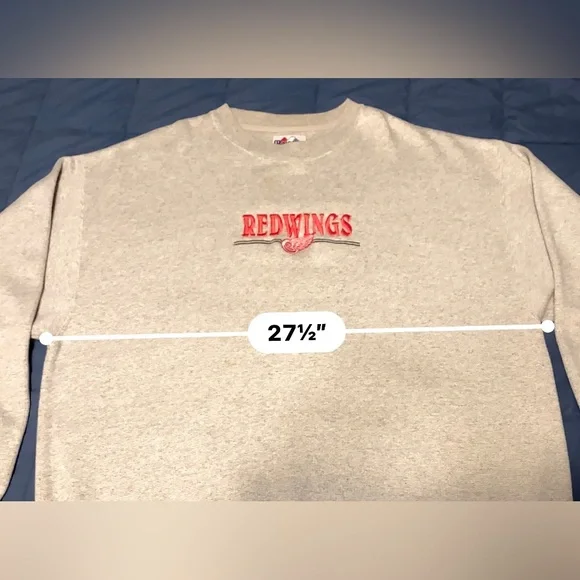 Detroit RedWings Majestic Sweater - Picture 10 of 11